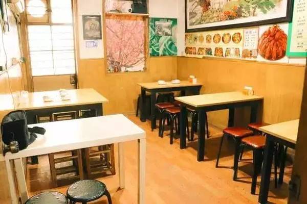 四川枪击案最新动态,四川枪击案最新动态与一家小巷中的神秘小店