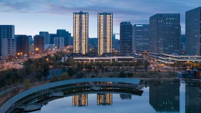 成都科技巅峰之作引领未来生活潮流新动态