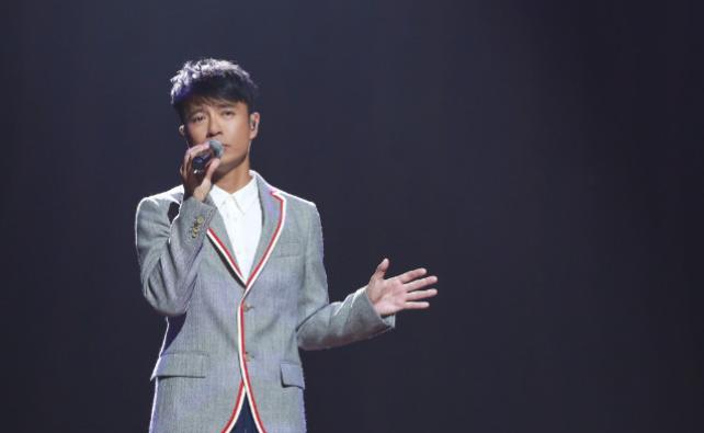 最新演唱会盛宴启幕，音乐狂欢之夜！🎤✨