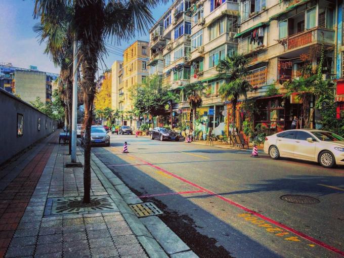 最新财经,最新财经揭秘,小巷中的隐藏宝藏,一家特色小店的非凡魅力