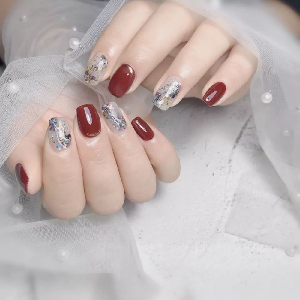 最新美甲图片大赏，时尚美甲设计展示💅