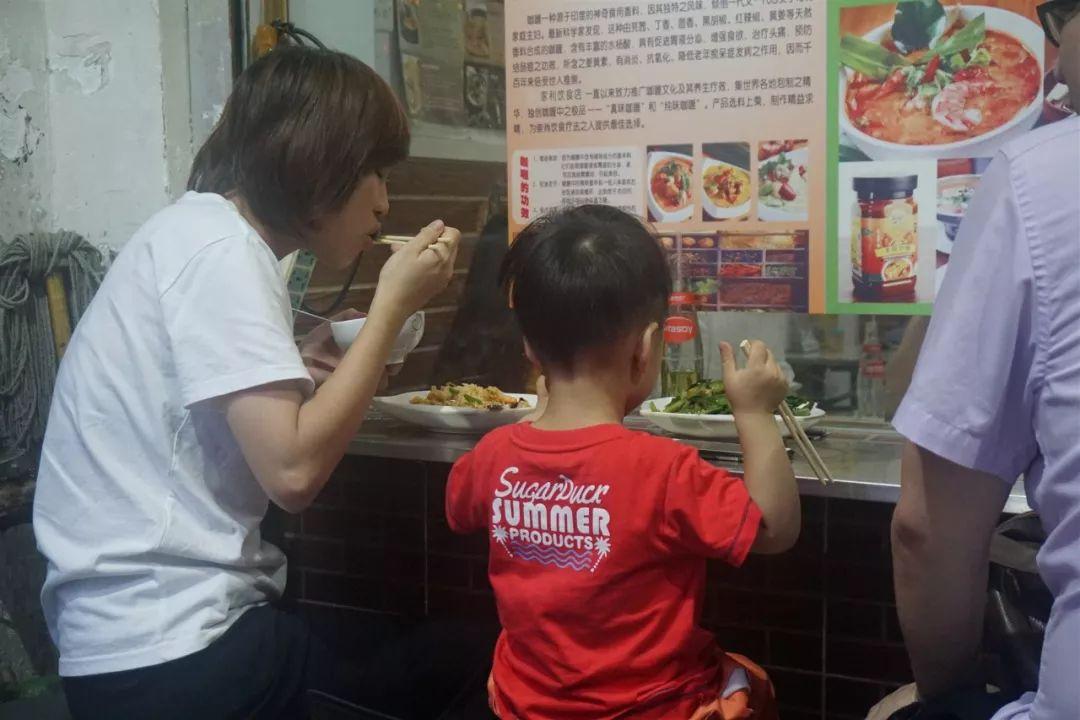 迅雷最新，小巷深处的独特风味特色小店探索