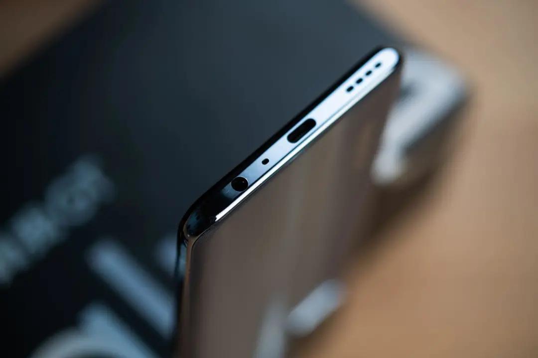 最新蓝牙耳机,驱动变革的力量,塑造自信与成就感的源泉