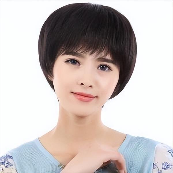 最新头型,发型之约与友情的温馨故事