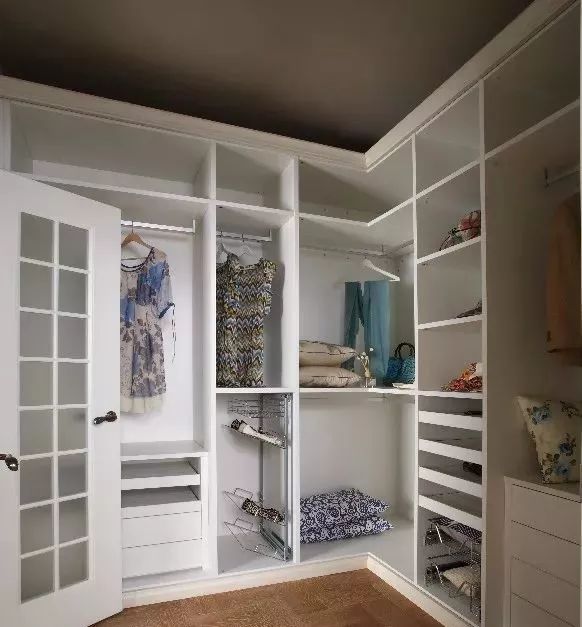 最新款酒柜,变化、学习与自信的力量驱动创新之路