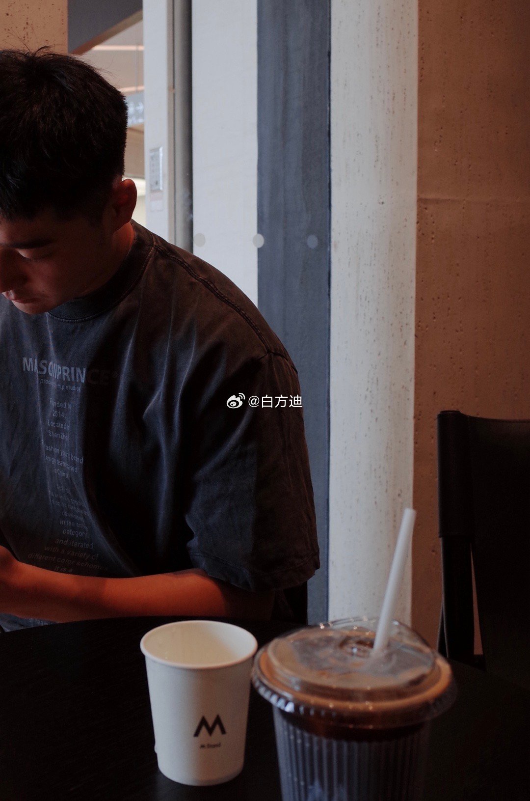 图拉夫最新日常，城市中的温馨时光记录