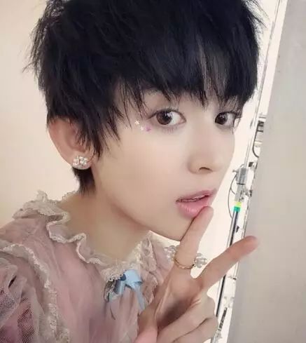 探索小巷深处的发型秘密,2017最新刘海发型之旅