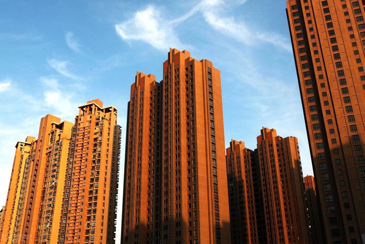 叶檀最新谈楼市,小巷深处的独特风景与隐藏的特色小店揭秘