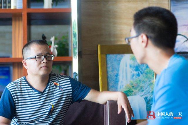 谁是卧底词语最新搞笑，自然美景中的轻松旅行探秘