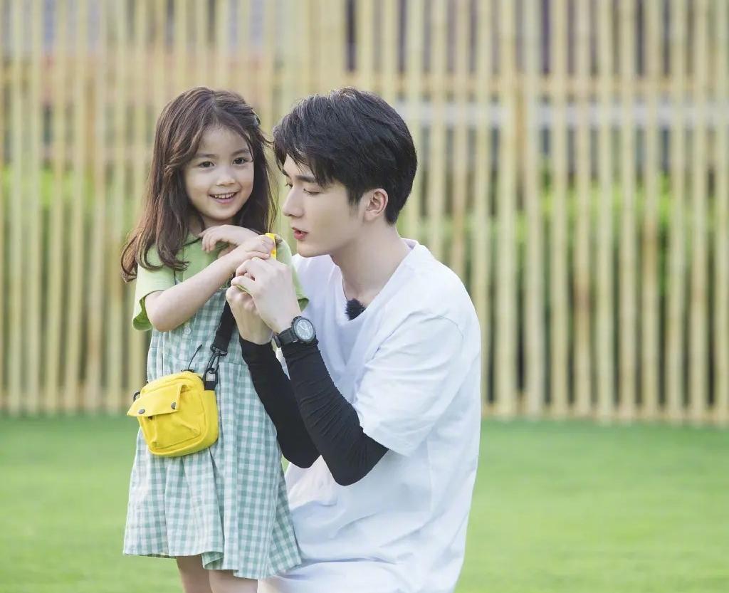 最新Steam火热游戏与奇妙日常体验