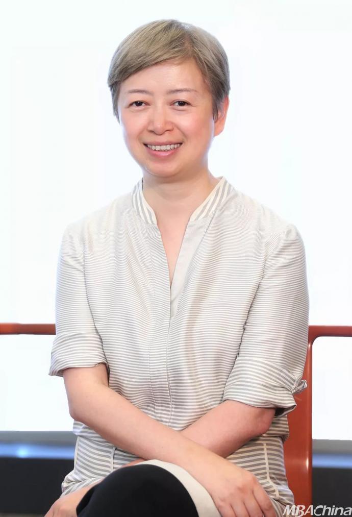 余诗蔓最新动态，多元视角下的探讨与个人立场展示