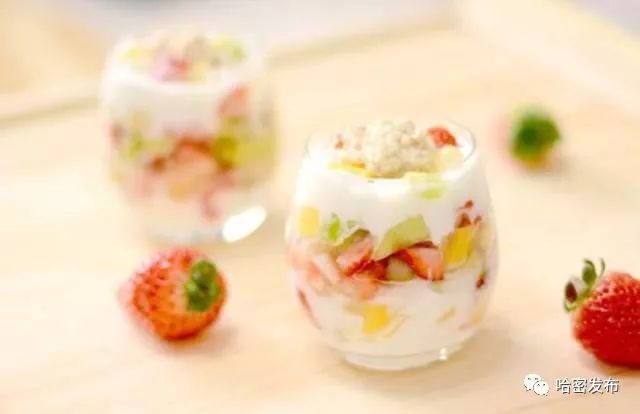 酸奶最新吃法，味蕾创新狂欢启动！