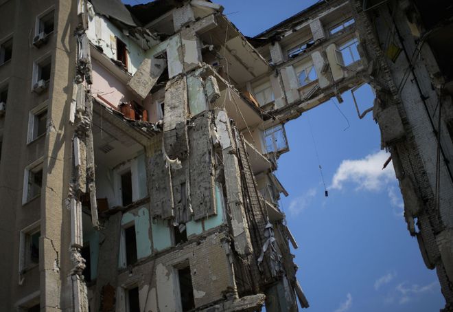 美国特朗普最新动态与偶遇的特色小巷小店