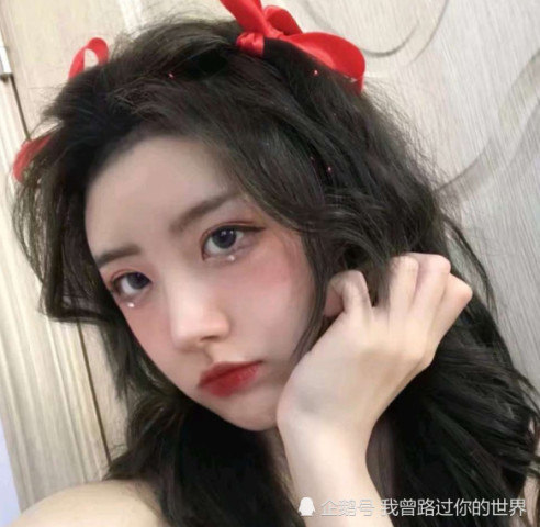 QQ女生头像个性网最新,小巷深处的独特小店风采